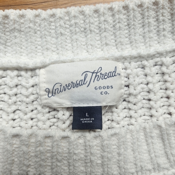 Universal Thread White Crew Neck Sweater with Cable Knit Design - Picture 3 of 10